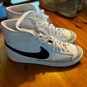Nike Blazers (white)